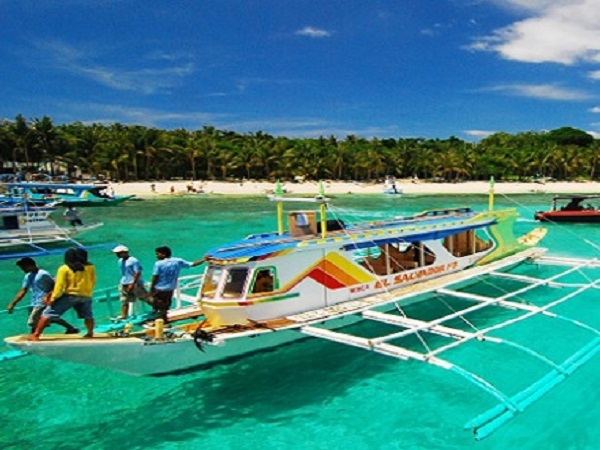 Boracay｜One-day tour with 3 water activities, lunch and afternoon tea (Min. 4 people)