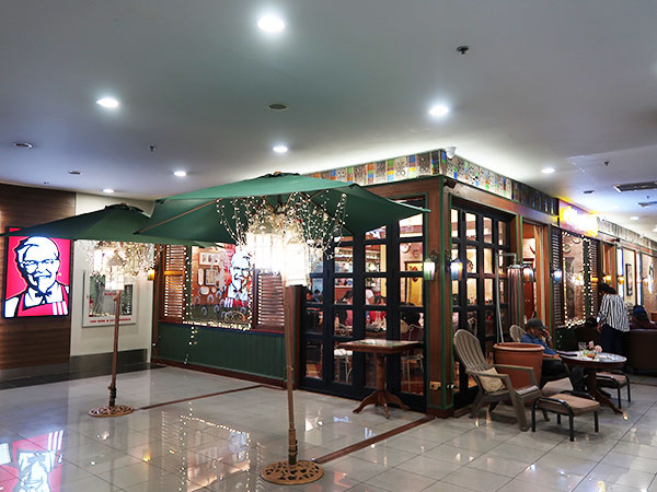 Manila Airport - Food Court