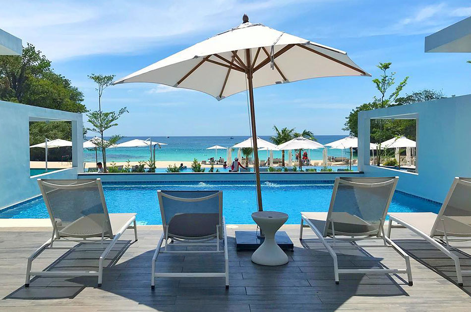 Crimson Resort & Spa Boracay