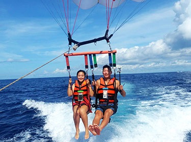 Tandem Parasailing