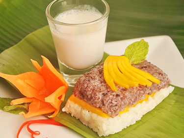 Mango sticky rice